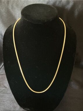 Vintage Avon 24” Gold Tone Snake Chain